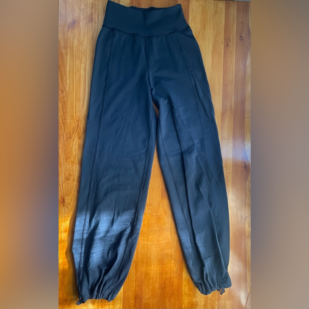 Lululemon sweatpants